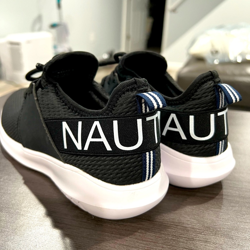 Nautica Women Fashion Sneaker Lace-Up Jogger Running Shoe Casual Walking Sneaker